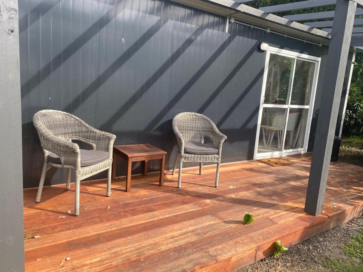Riverside In Clive Exterior foto